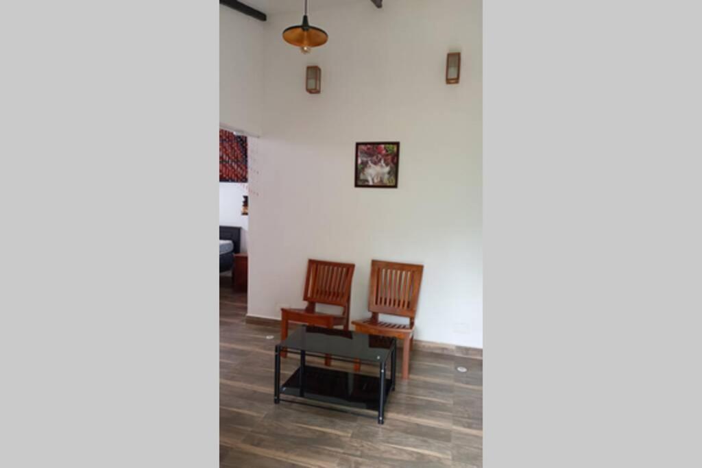 Farmstay In ചില്ലുകൂടാരം At Les Domki Et Al. Vagamon Dış mekan fotoğraf